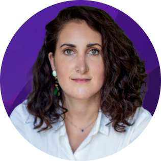 Coaching.com - https:  www.coaching.com wp-content uploads 2022 05 Rahaf Harfoush 316 Circle Image